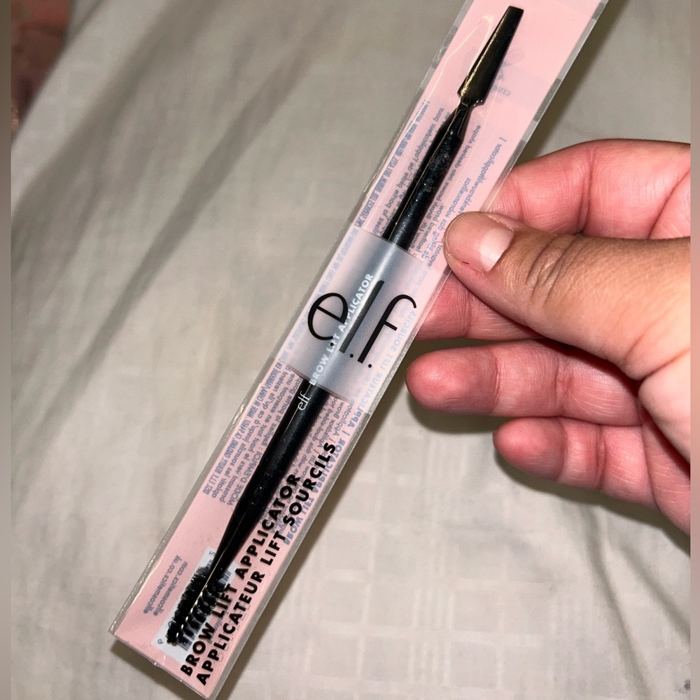 E.L.F. Brow Brush
